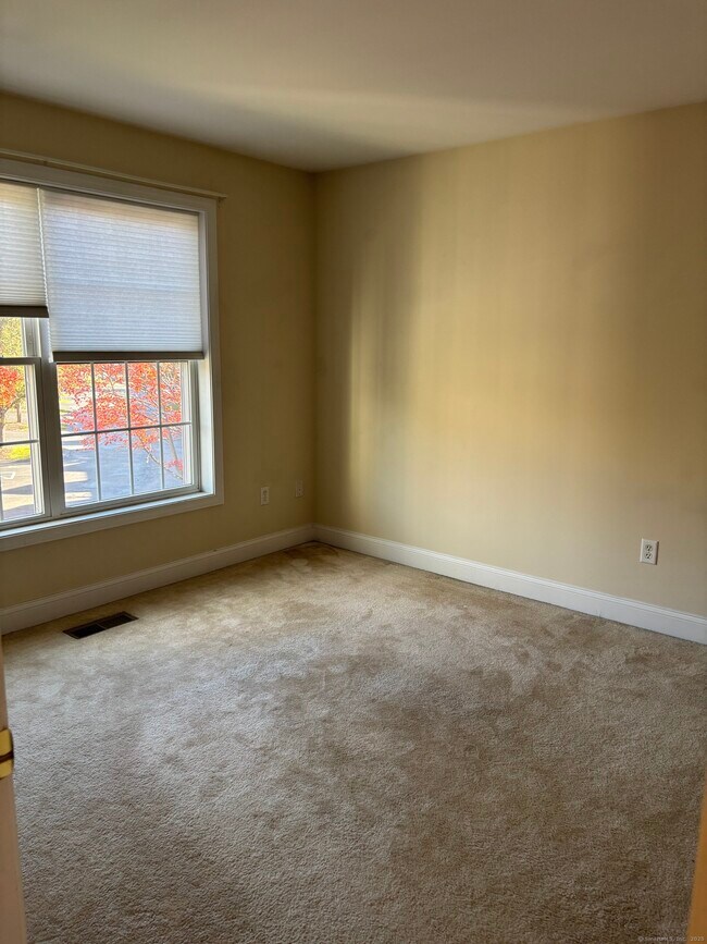 Building Photo - 15 Freedom Way