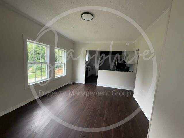 Building Photo - 8110 The Paseo
