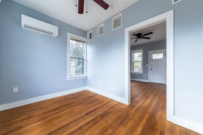 Building Photo - 3111 Grooms St