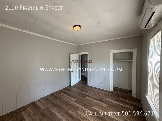 Building Photo - 2100 Franklin St