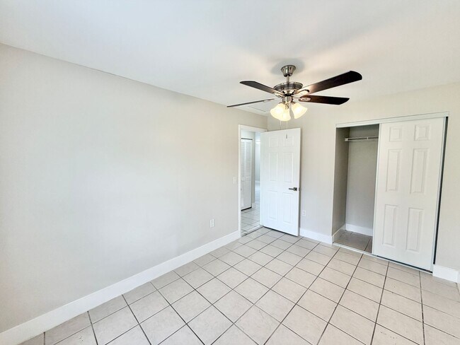 Building Photo - PIKUS (5356 24th Ave SW)