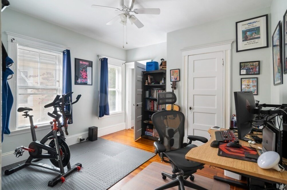 Building Photo - 44 Greenleaf Ave