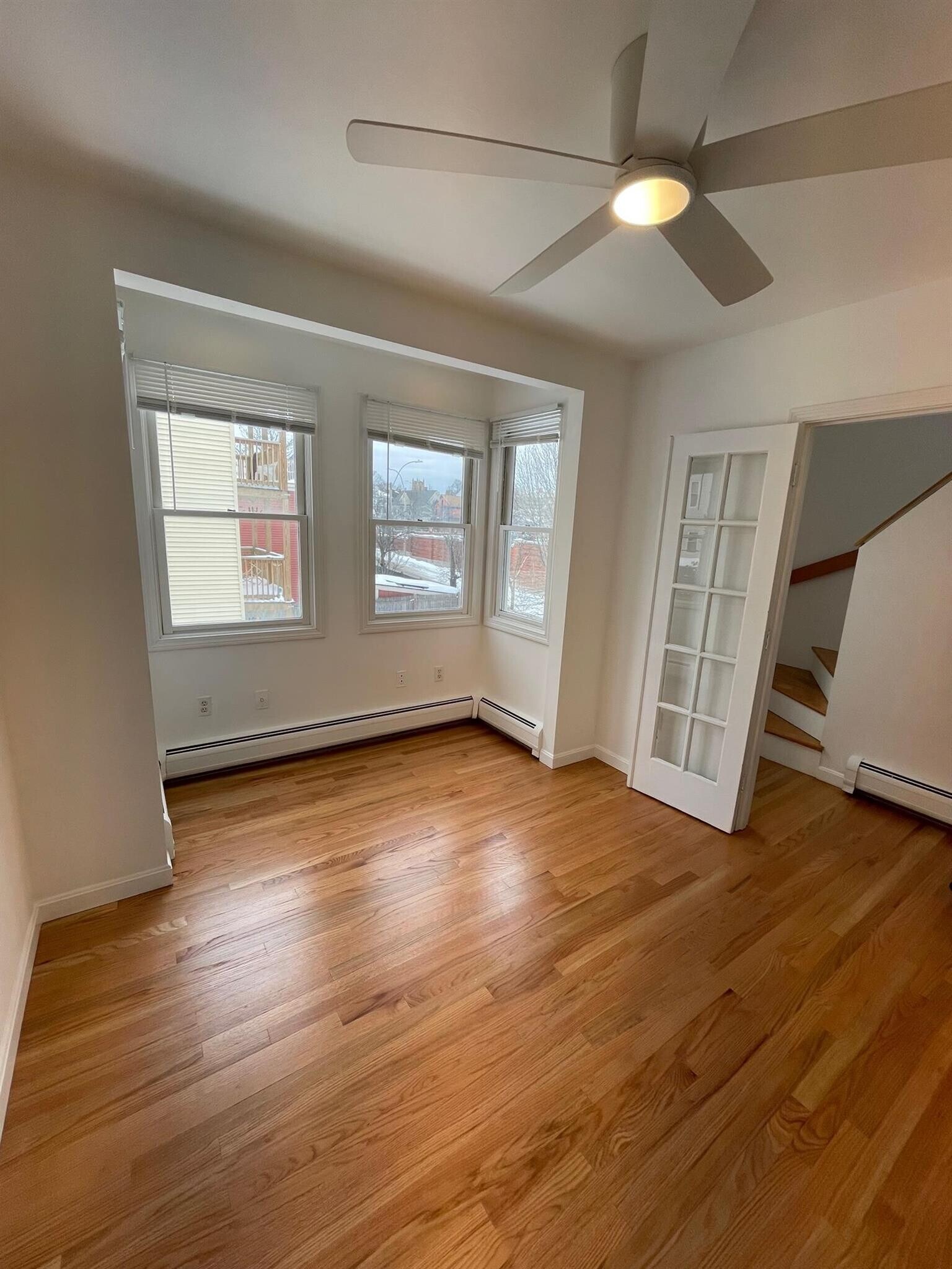 Building Photo - 26 Thorndike St