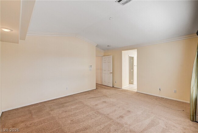 Building Photo - 2544 Kinnard Ave