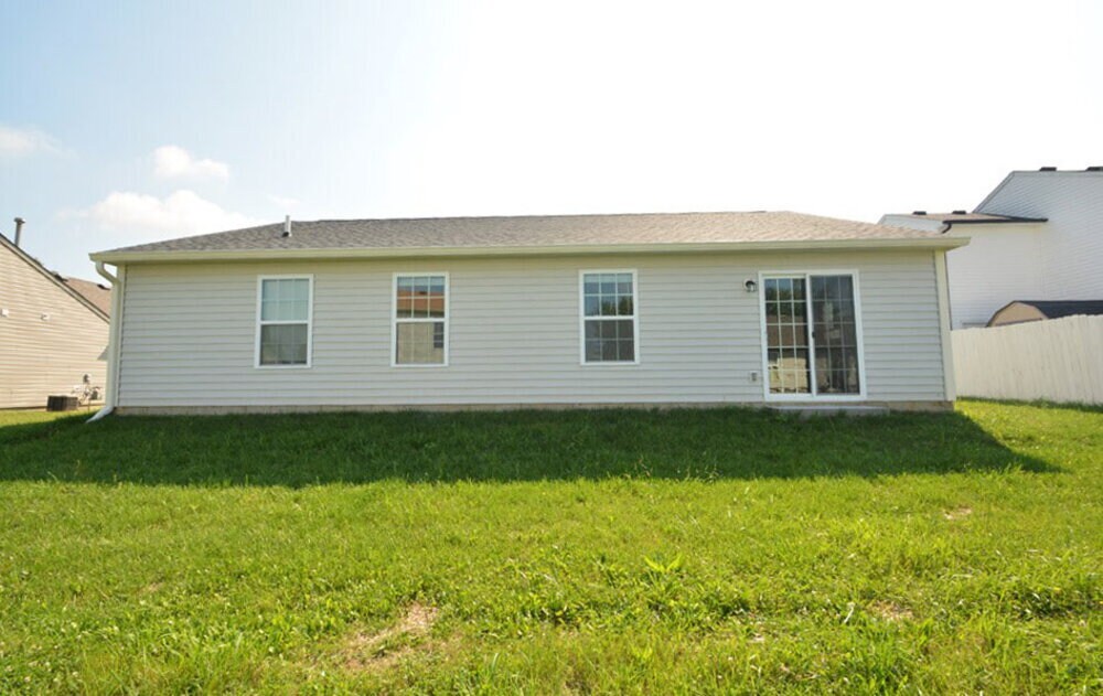 Building Photo - 4062 Magnolia Dr