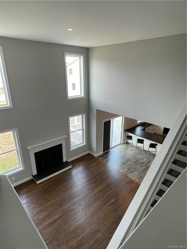 Building Photo - 88 Stratford Dr