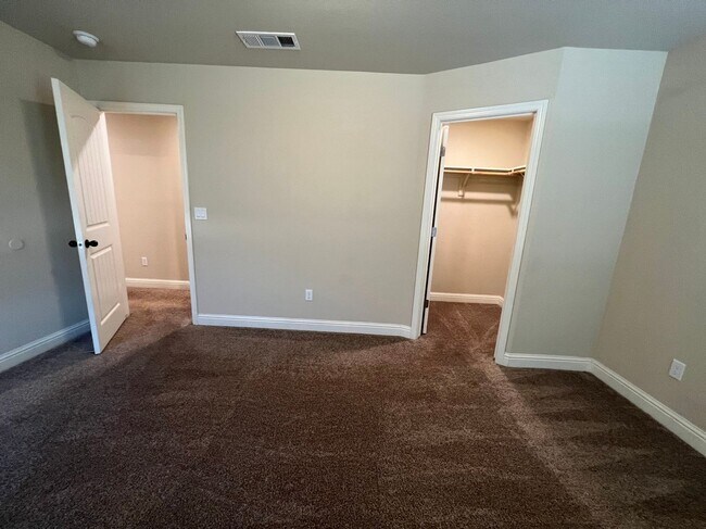 Building Photo - Sanger Home for rent with Solar!