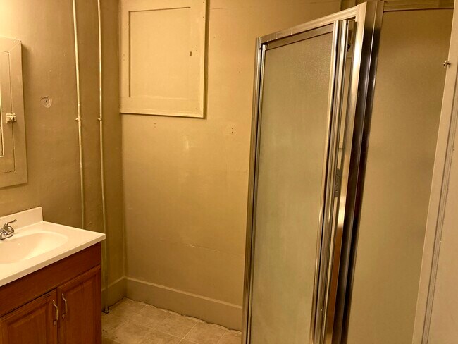 Bathroom - 215 S Main St