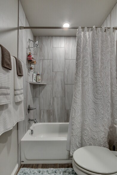 Building Photo - 2641 Cedar Tree Rd