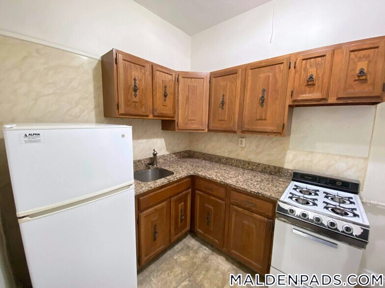 Building Photo - 17-19 Washington St.