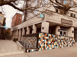 Building Photo - 1420 E Pine St