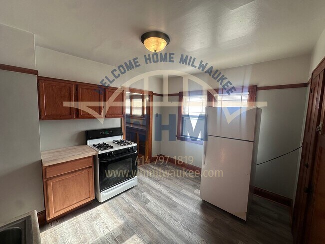 Building Photo - 3019 N 61st St