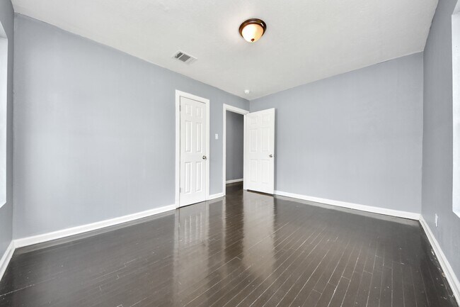 Building Photo - 113 Obion Rd