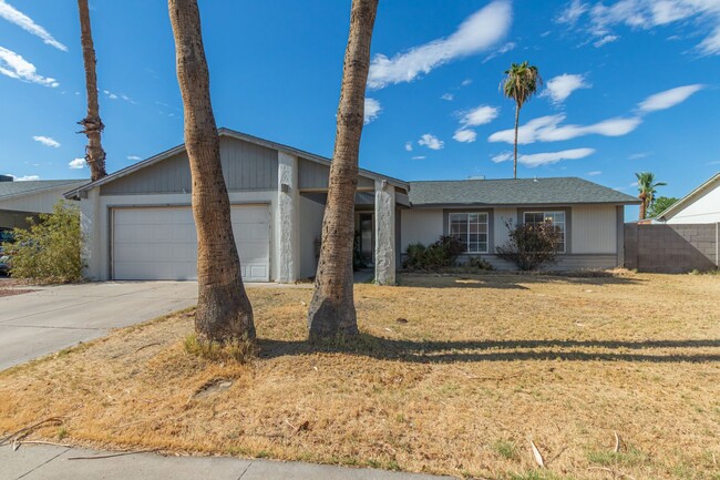 Primary Photo - Perfect Location in CHANDLER! 3 bed/2bath ...