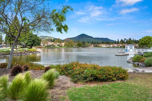 Building Photo - 767 Eastshore Terrace