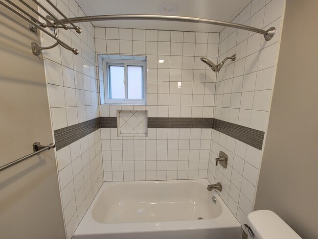 Building Photo - 1441 Wightman St