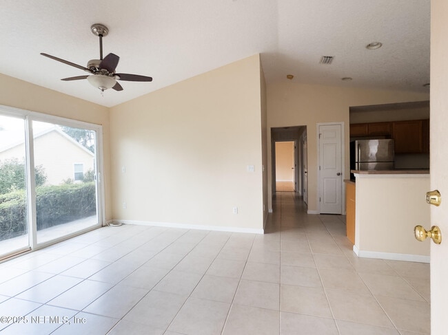 Building Photo - 100 Ashton Cir