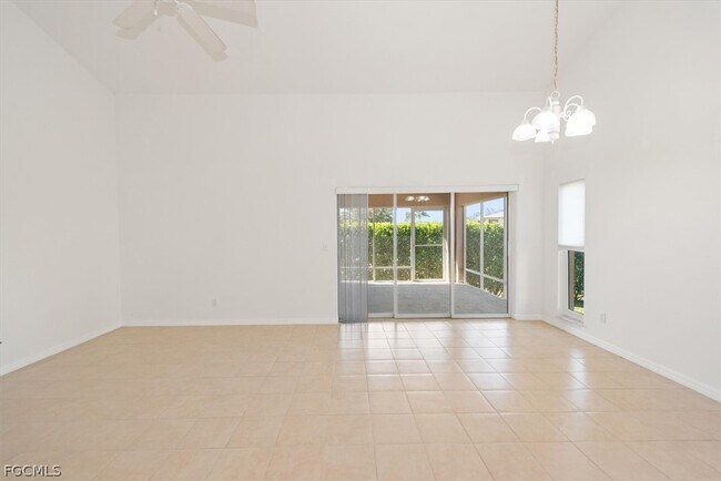 Building Photo - 16830 Sanibel Sunset Ct
