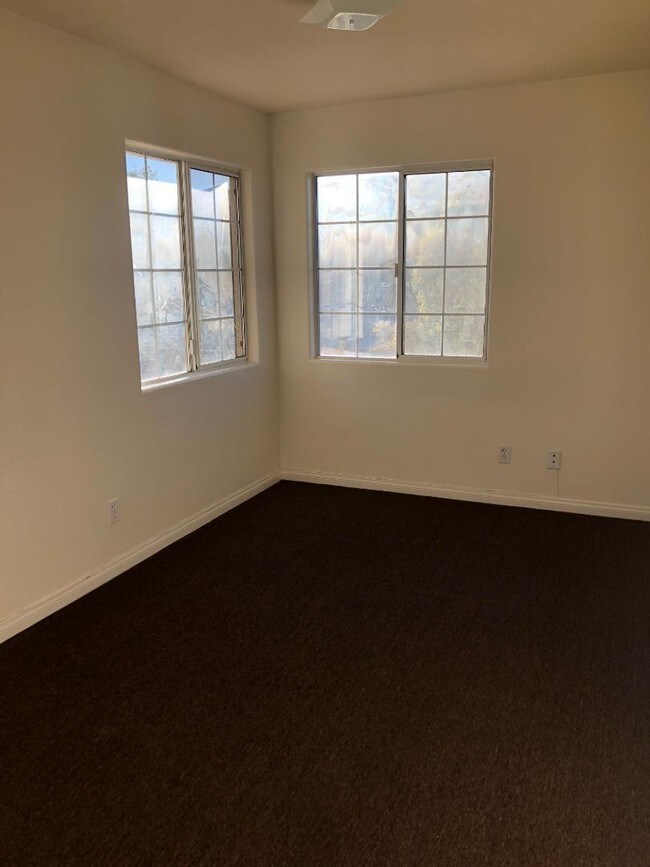 Building Photo - 32750 Rose Tree Ln