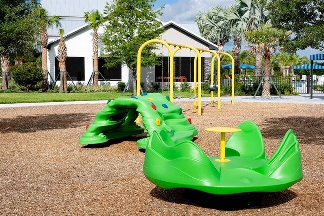 Building Photo - 8590 Canyon Creek Trail