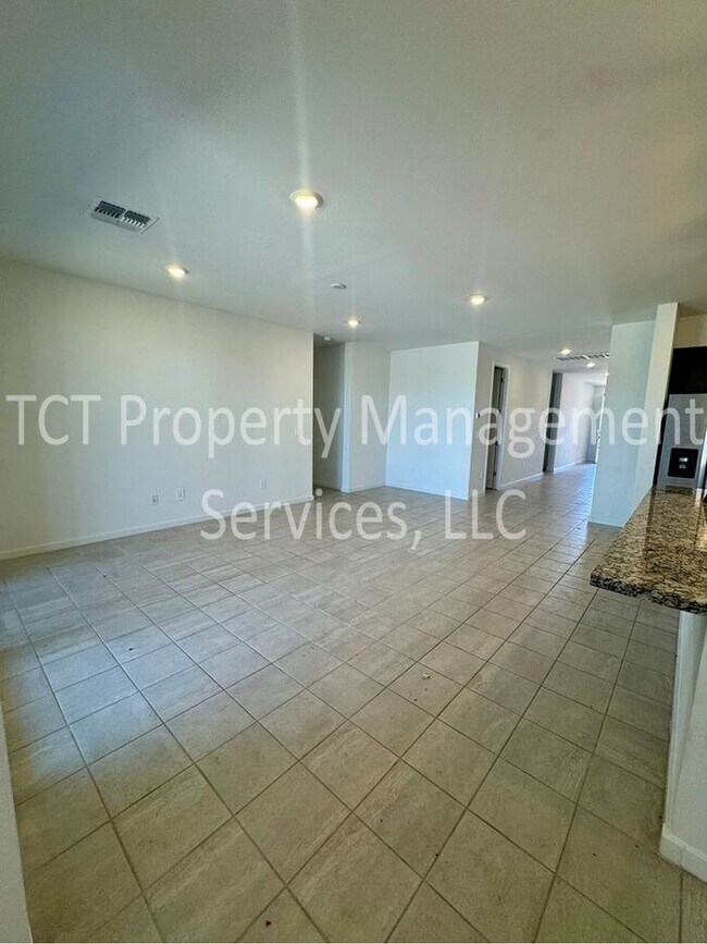 Building Photo - New Build in San Tan Groves