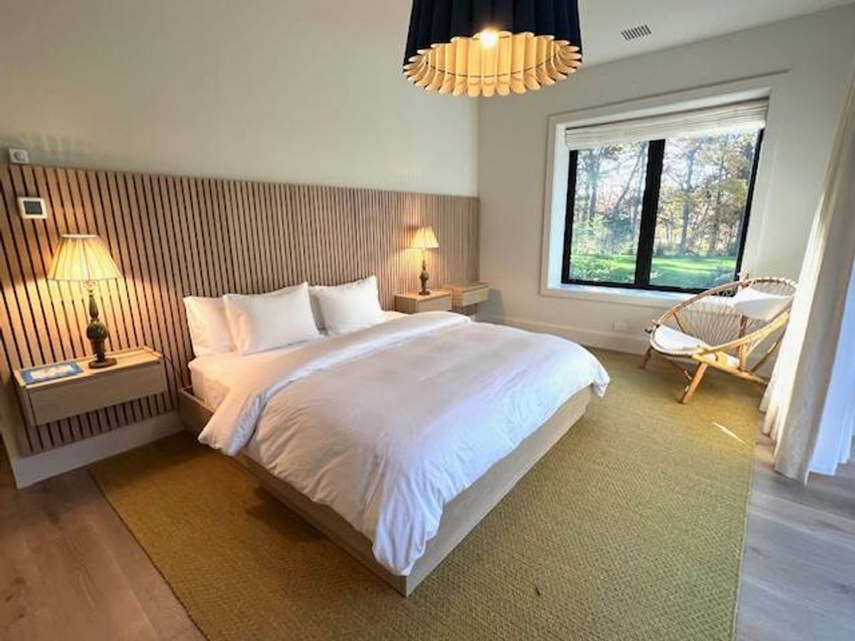 Building Photo - 9 Willow Pond Rd