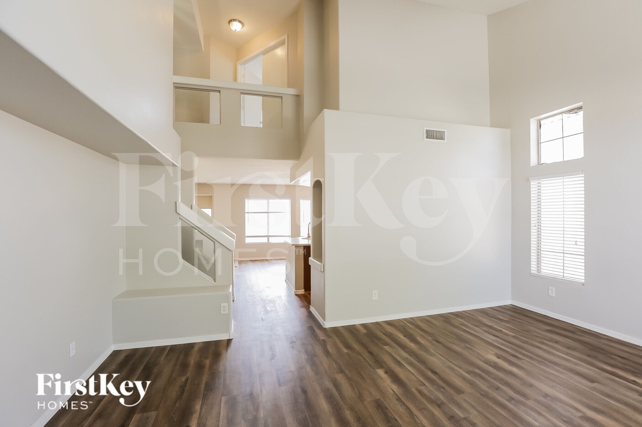 Building Photo - 7963 W Marlette Ave