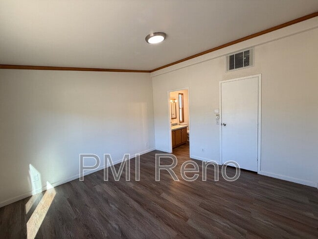 Building Photo - 135 Jim Denning Way