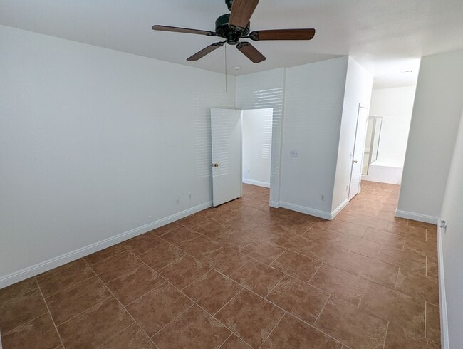 Building Photo - 905 Duckhorn Ct