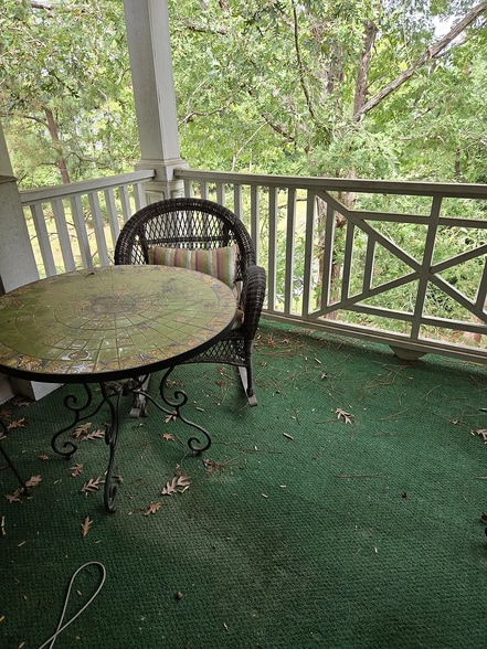 Covered Deck - 322 Bubble Creek Ct