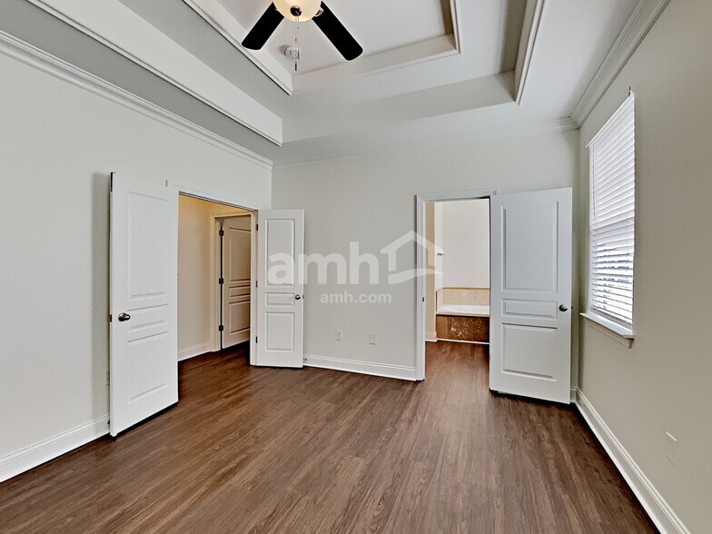 Building Photo - 113 Gatone Ct