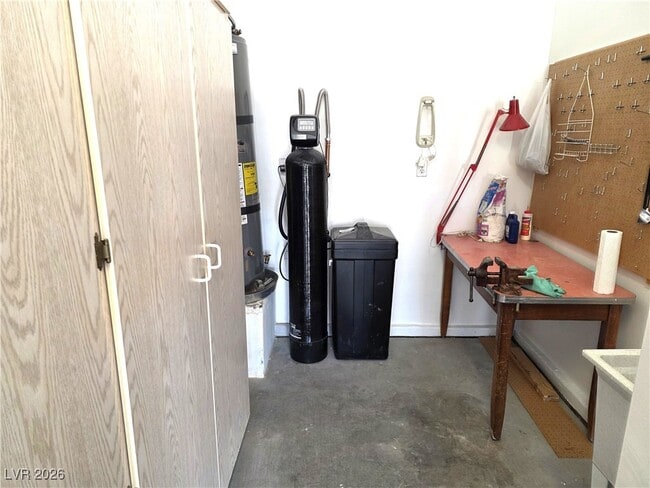 Building Photo - 2545 Springville Way