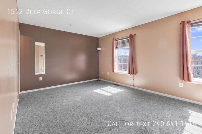 Building Photo - 1512 Deep Gorge Ct