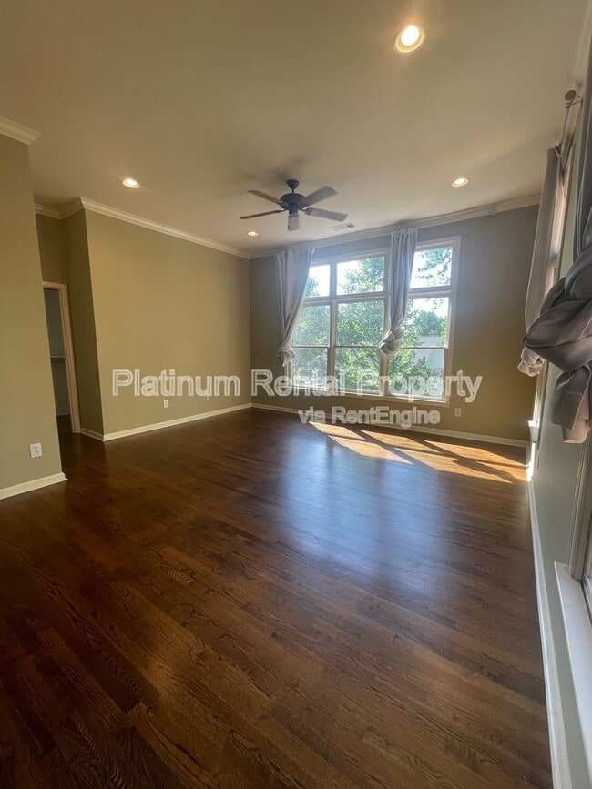 Building Photo - 1460 Wembley Ct NE