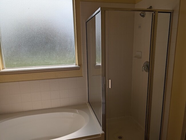 Building Photo - 21383 Village Crossing Ln