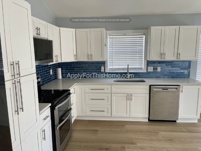 Building Photo - Single Family Home - Nice