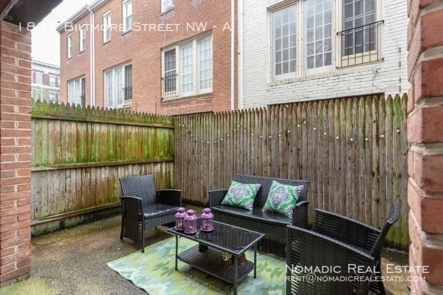 Building Photo - Fantastic one bedroom condo in Kalorama