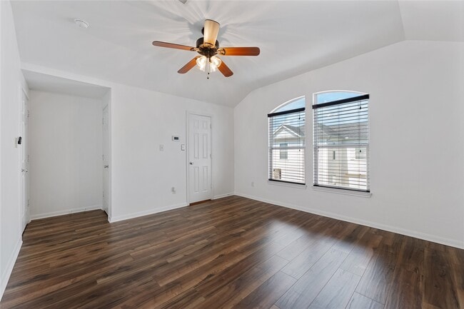 Building Photo - 2623 Woodridge Cove Dr