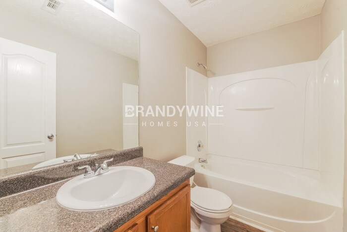 Building Photo - 4791 Tuong Yen Ct