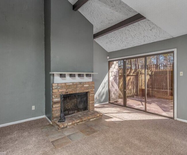 Building Photo - ** 2 BED/1.5 BATH CANDO IN NORTH SHREVEPORT **