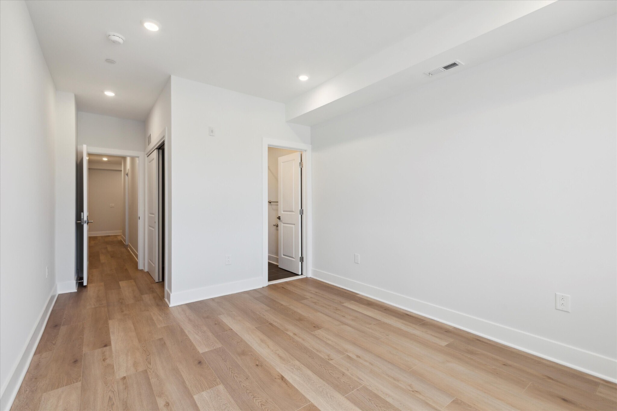 Building Photo - 3843 Haverford Ave