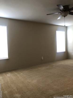 Building Photo - 2910 Candleside Dr