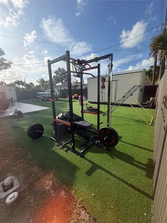 Building Photo - 6497 W 8th Ln