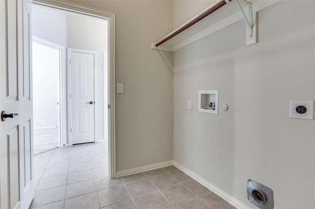 Building Photo - 1021 Durham Dr