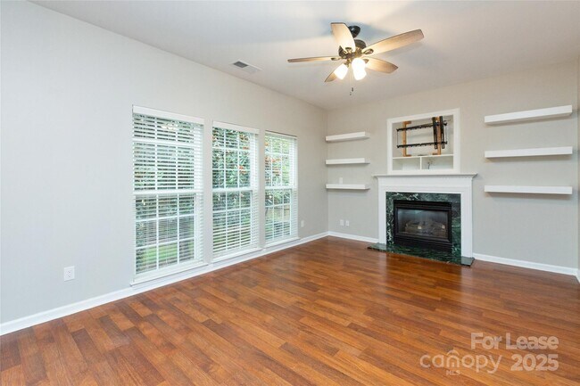 Building Photo - 155 Walmsley Pl