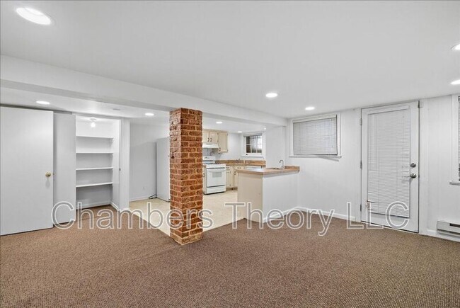 Building Photo - 2355 Ashmead Pl NW