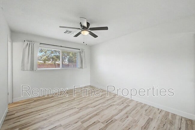 Building Photo - 6332 N Granite Reef Rd