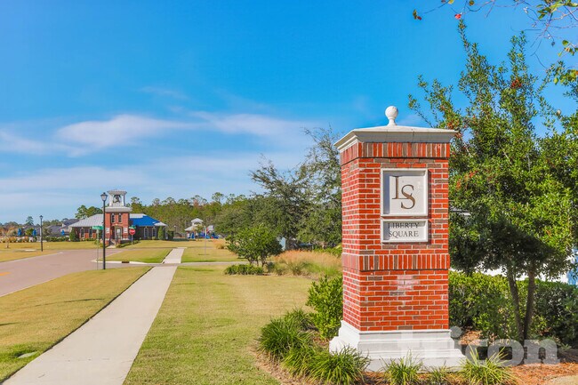 Building Photo - 1905 Constitutional Republic Pl