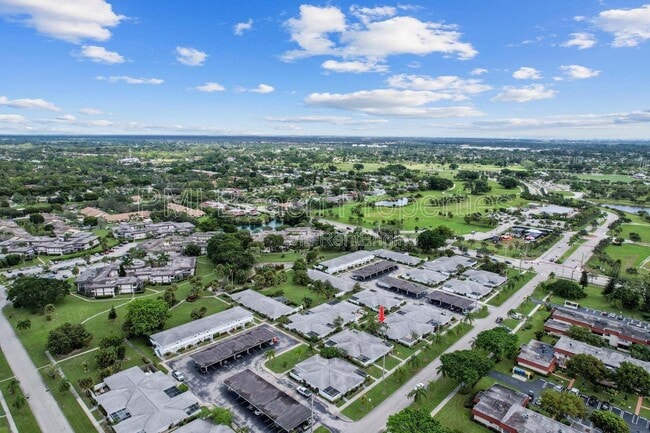 Building Photo - 93 East Ct