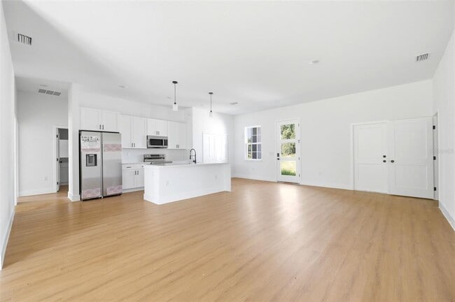 Building Photo - 16835 SW 17th Terrace
